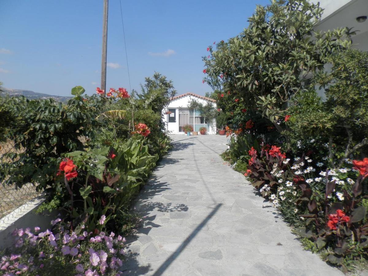 Silvi Mari Apartments Platanes  Bagian luar foto