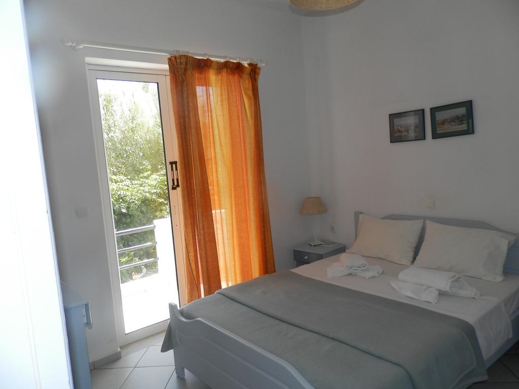 Silvi Mari Apartments Platanes  Bagian luar foto
